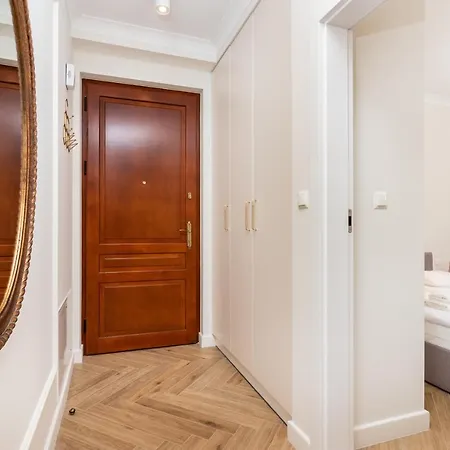 Atrium - Old Town Luxury Apartments - By Upstairs Krakow Exterior photo