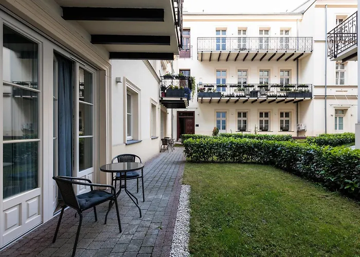 Atrium - Old Town Luxury Apartments - By Upstairs