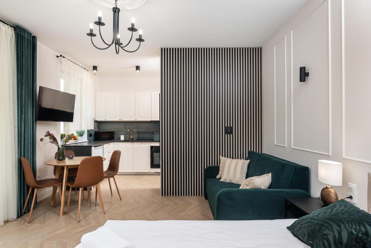 Apartment Atrium - Old Town Luxury - By Upstairs *