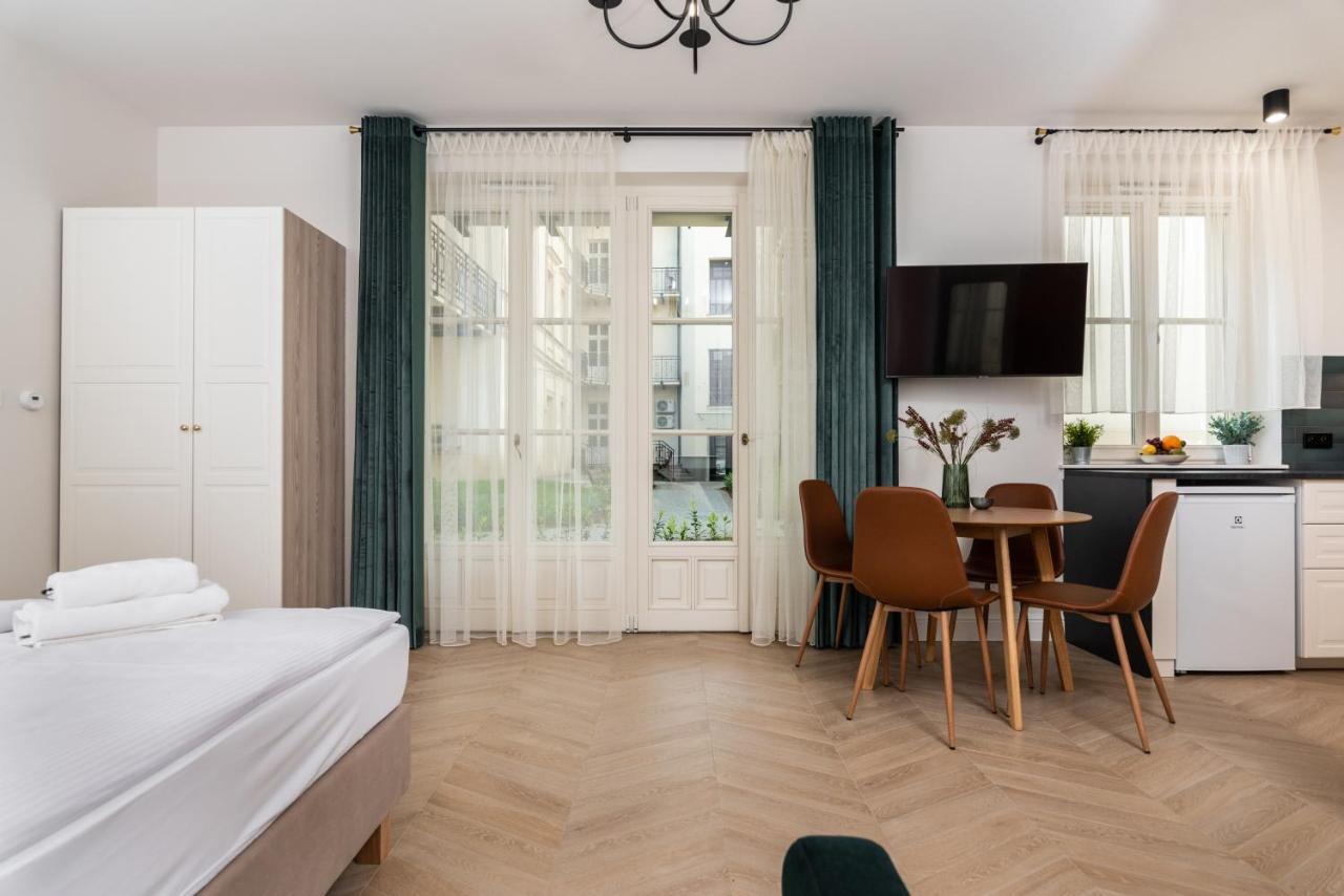 Atrium - Old Town Luxury - By Upstairs Cracovia