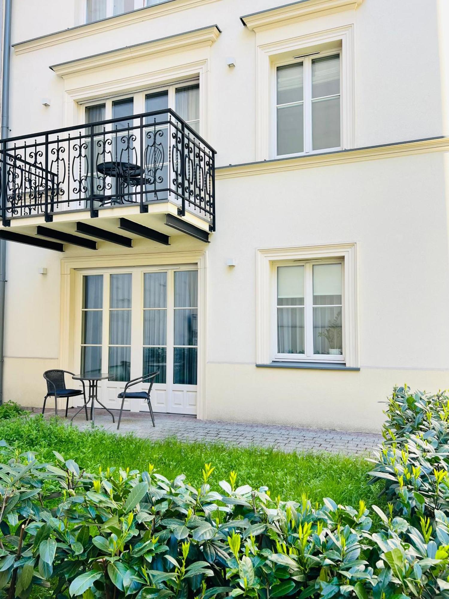 Atrium - Old Town Luxury - By Upstairs Appartamento *