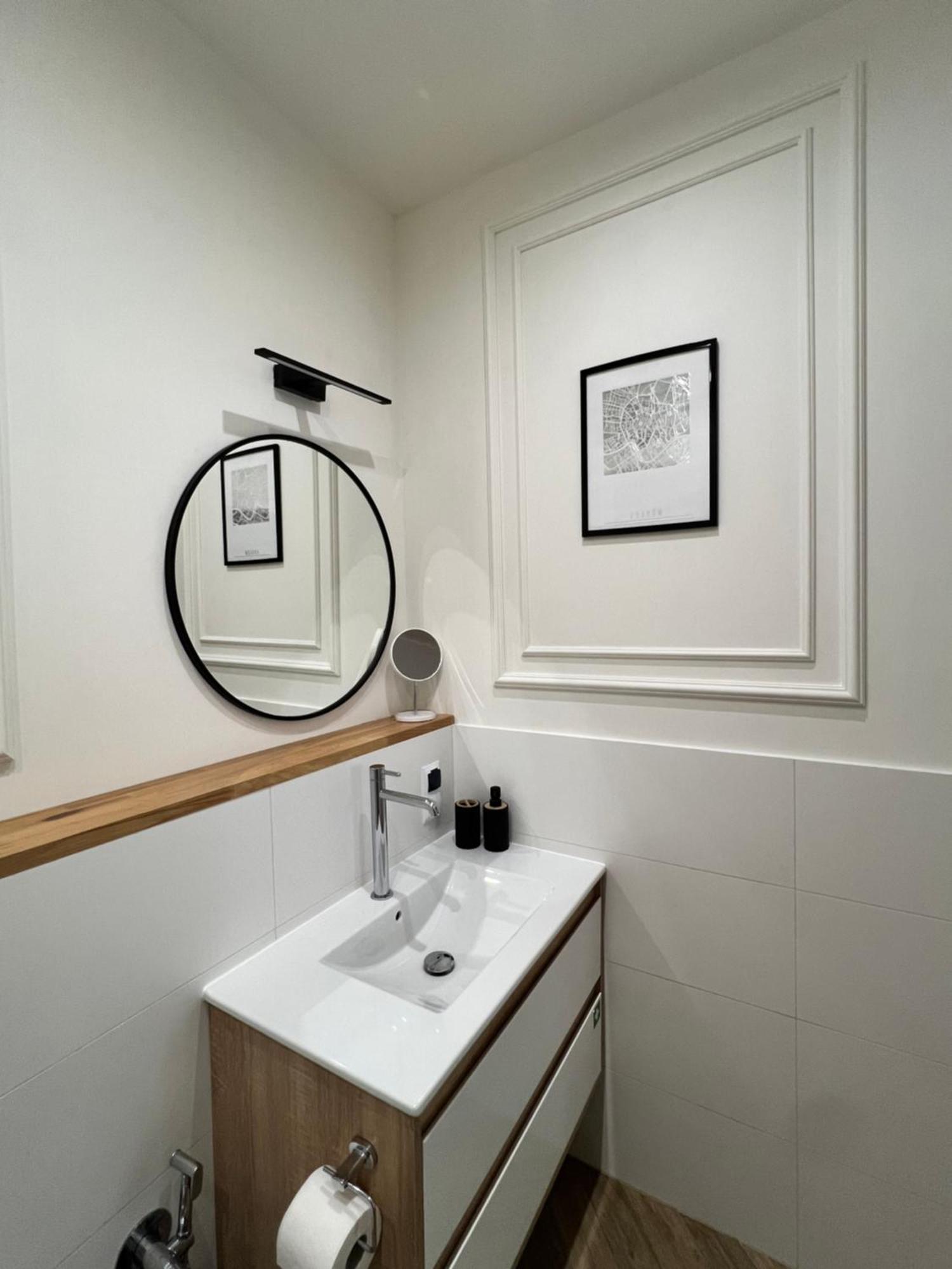 Atrium - Old Town Luxury - By Upstairs Appartamento